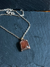 Load image into Gallery viewer, Sunstone electroformed copper stone necklace