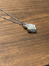 Load image into Gallery viewer, pyramid necklace
