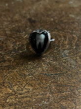 Load image into Gallery viewer, Tooth ring size 6
