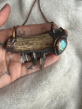 Load image into Gallery viewer, Antler necklace
