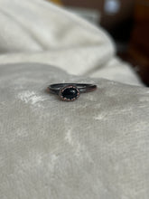 Load image into Gallery viewer, Onyx ring size 6.75
