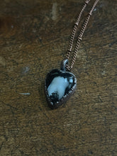 Load image into Gallery viewer, Tooth necklace
