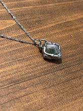 Load image into Gallery viewer, pyramid necklace
