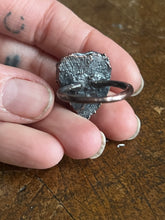 Load image into Gallery viewer, Tooth ring size 7.5
