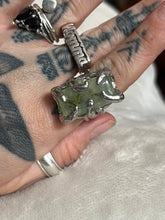 Load image into Gallery viewer, Prehnite ring size 6
