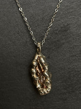Load image into Gallery viewer, Pearl necklace
