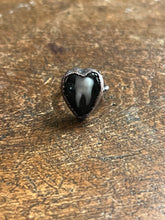 Load image into Gallery viewer, Tooth ring size 6
