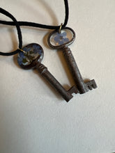 Load image into Gallery viewer, Skeleton key floral necklace
