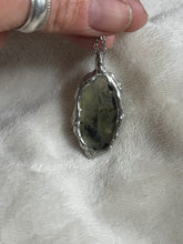 Load image into Gallery viewer, Prehnite necklace
