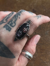 Load image into Gallery viewer, Dice ring size 5

