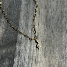Load image into Gallery viewer, Snake necklace
