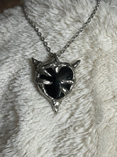 Load image into Gallery viewer, Onyx heart necklace
