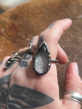Load image into Gallery viewer, Quartz ring size 6.5
