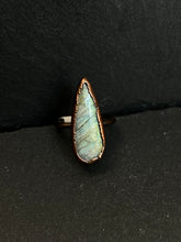 Load image into Gallery viewer, Flashy labradorite ring size 7
