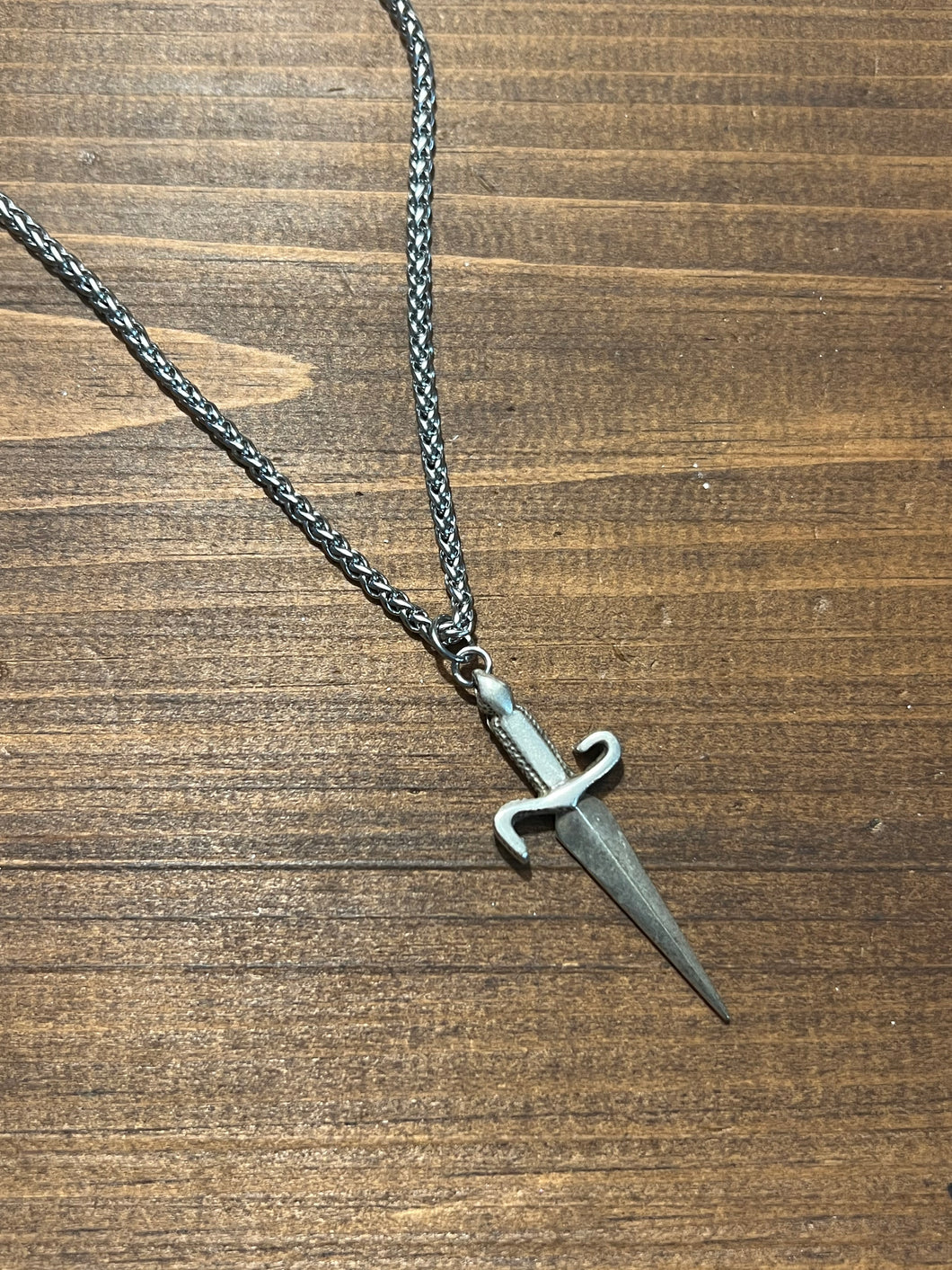 Sword necklace ￼