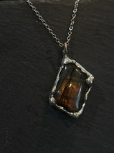 Load image into Gallery viewer, Large Flashy labradorite necklace Tiffany technique

