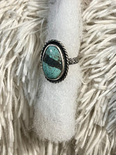 Load image into Gallery viewer, Turquoise ring size 9
