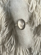 Load image into Gallery viewer, Rose quartz, ring size 4.75. ￼
