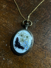 Load image into Gallery viewer, Pocket watch floral necklace
