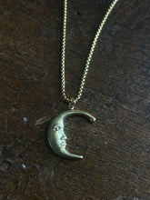 Load image into Gallery viewer, Golden moon necklace
