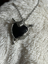 Load image into Gallery viewer, Onyx heart necklace
