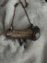 Load image into Gallery viewer, Antler necklace
