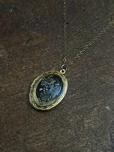 Load image into Gallery viewer, Floral locket necklace
