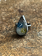 Load image into Gallery viewer, Dice ring size 5
