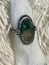 Load image into Gallery viewer, Moss agate claw ring size 8
