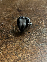 Load image into Gallery viewer, Tooth ring size 4
