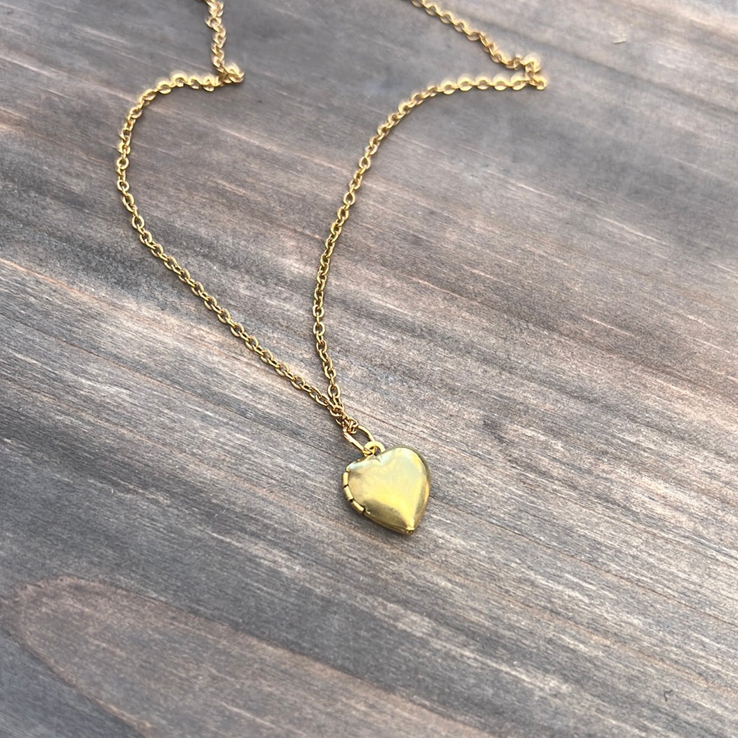 Mini heart Locket necklace