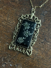 Load image into Gallery viewer, Ornate floral necklace
