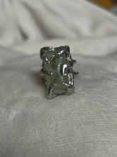 Load image into Gallery viewer, Prehnite ring size 6
