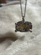 Load image into Gallery viewer, Moss agate necklace
