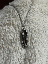 Load image into Gallery viewer, Pearl necklace
