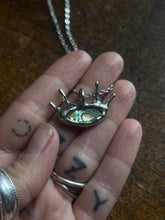 Load image into Gallery viewer, Abalone evil Eye necklace ￼
