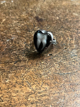 Load image into Gallery viewer, Tooth ring size 4
