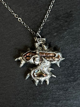 Load image into Gallery viewer, Pearl necklace

