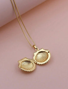 Shell locket necklace