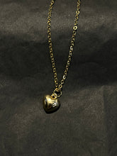 Load image into Gallery viewer, Heart necklace
