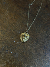 Load image into Gallery viewer, Lion necklace
