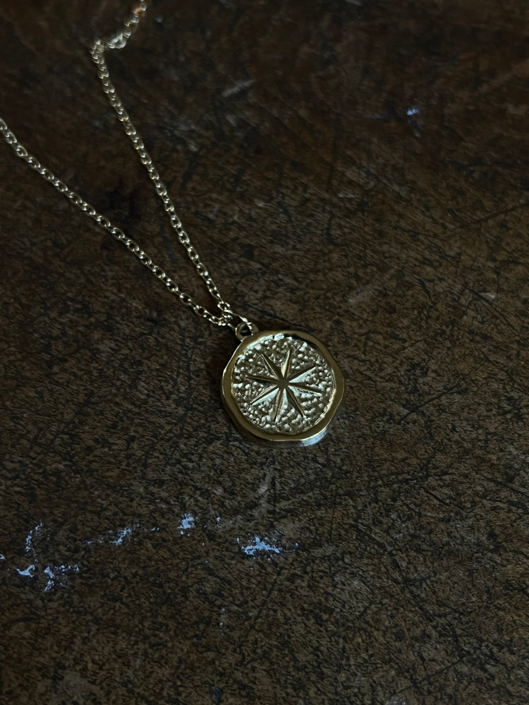 Star medallion necklace