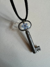 Load image into Gallery viewer, Skeleton key floral necklace
