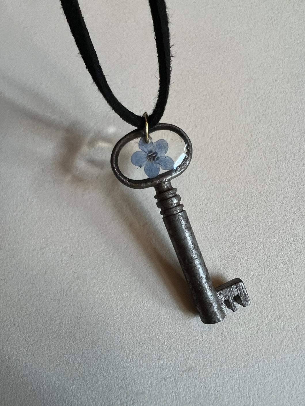 Skeleton key floral necklace