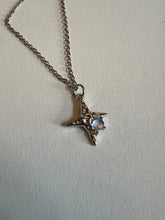 Load image into Gallery viewer, Star necklace
