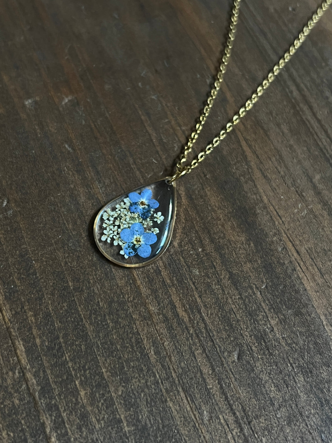 Flower necklace ￼