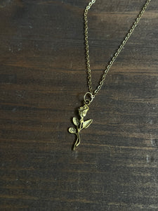 Rose necklace