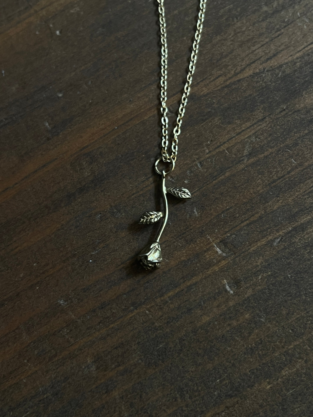 Mini Rose necklace