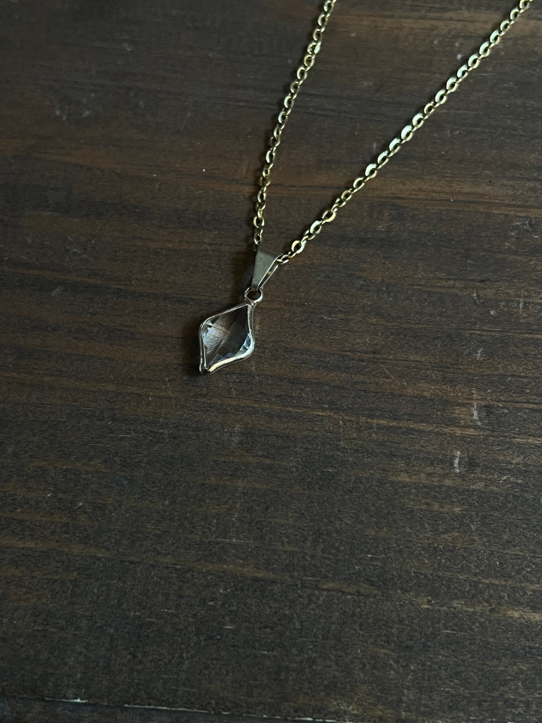 Clear Stone necklace