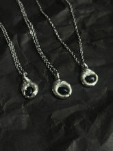 Load image into Gallery viewer, Onyx necklace
